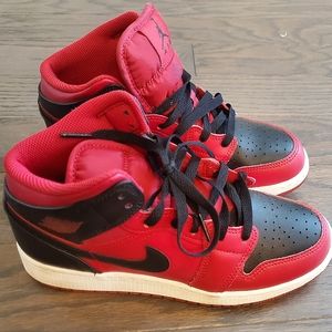 Air Jordan 1 Mid (GS)